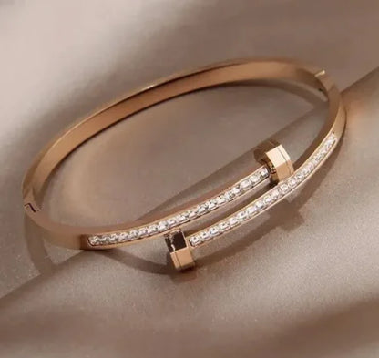 Nail Bracelet with Micro Inlaid Zircon